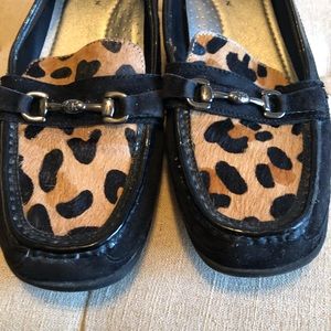 Anne Klein Comfort Flats w/ Leopard Accent Sz 10.5